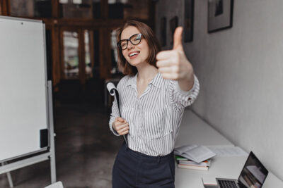 capacité à intégrer la qualité dans La culture qualité en entreprise  c'est pour voir intégrer la qualité dans chaque geste, chaque décision, chaque process, de manière naturelle et collective.